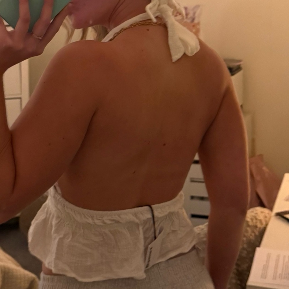 NWT: Berskha White Halter Tie-Front Top - Picture 2 of 3